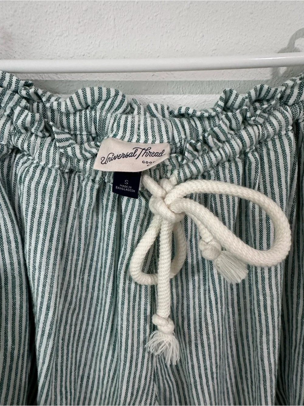 Women's High-Rise Linen Pull-On Shorts 3.5